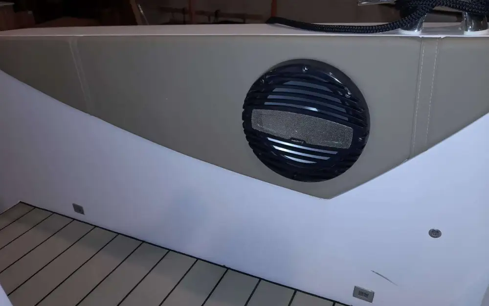 slider 1 Ranieri Next 330 Lx