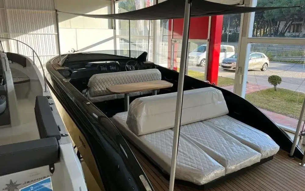 slider 7 Rand Boats Spirit 25