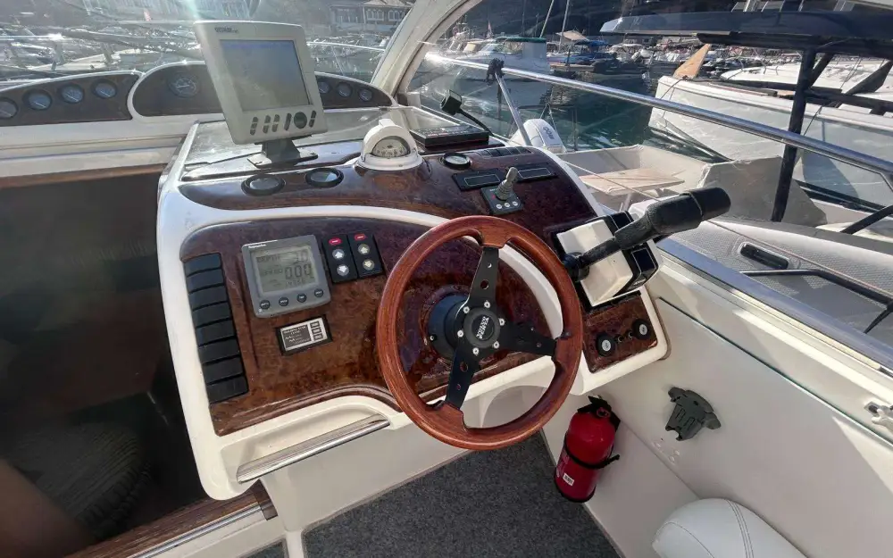slider 13 Fairline Targa 37