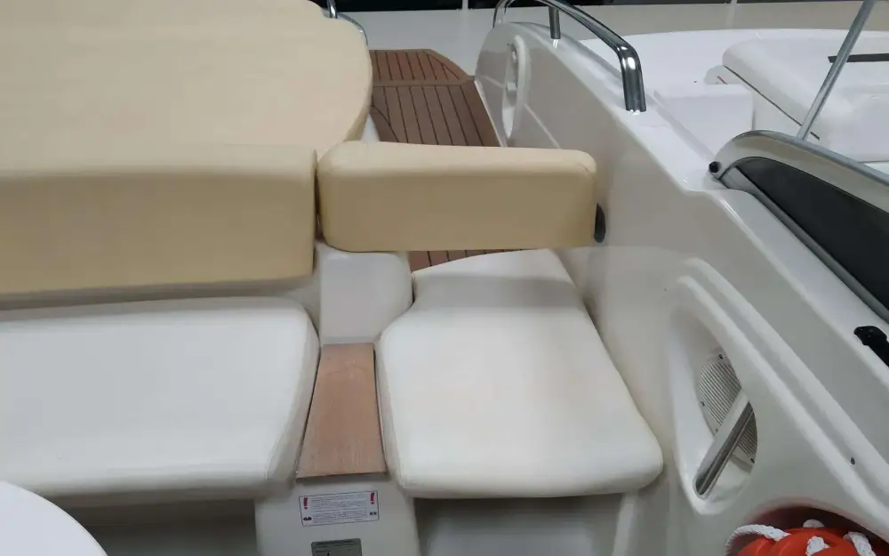slider 6 Cranchi CSL 27