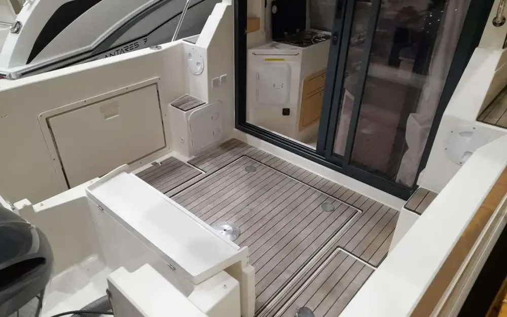 slider 10 Pacific Craft  785 Fishing Cruiser