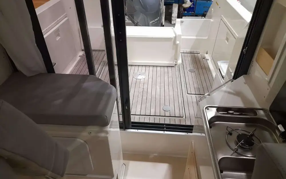 slider 2 Pacific Craft  785 Fishing Cruiser