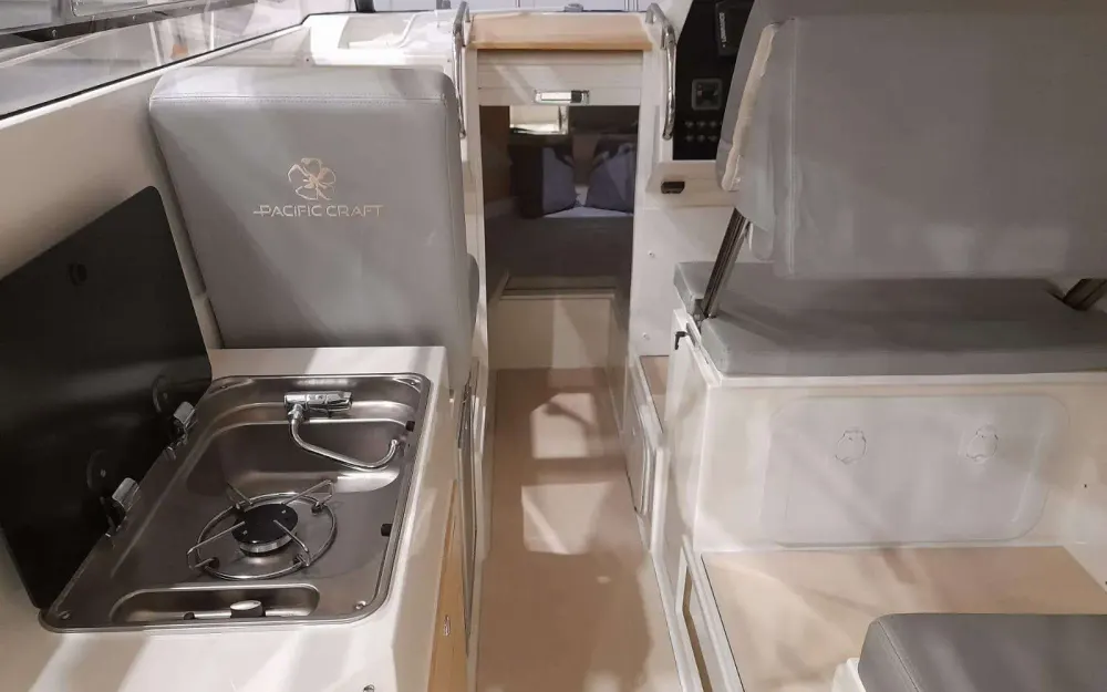 slider 3 Pacific Craft  785 Fishing Cruiser - null