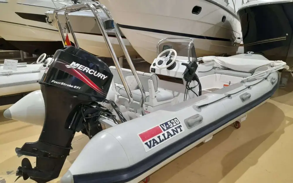 slider 4 Valiant  520