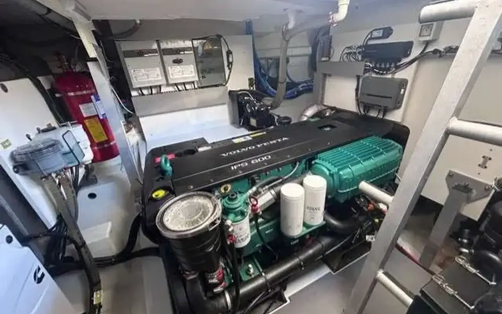 slider 14 Jeanneau Prestige 460 Fly