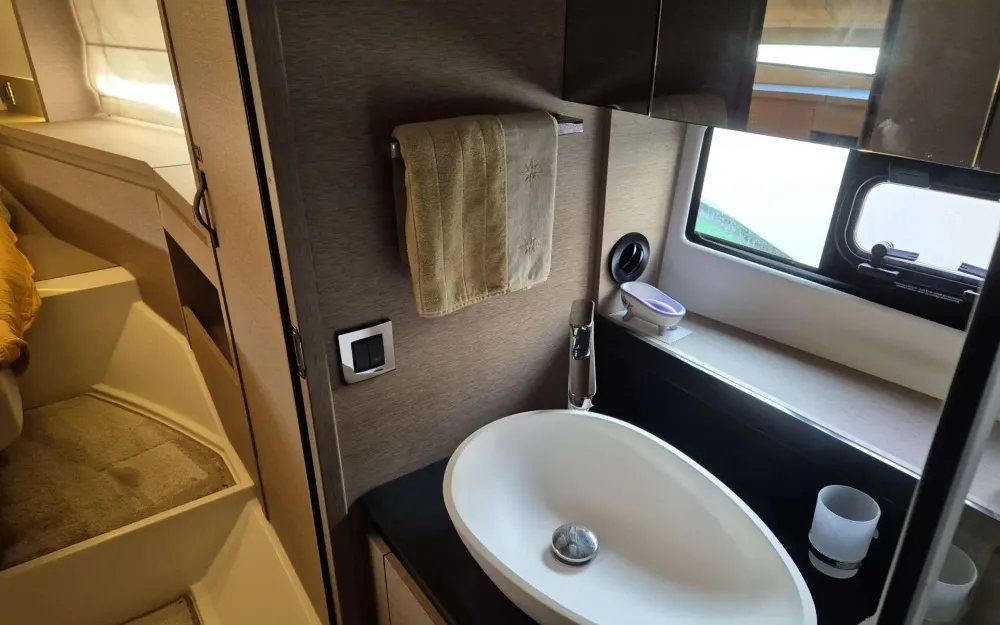 slider 17 Jeanneau Prestige 460 Fly - null