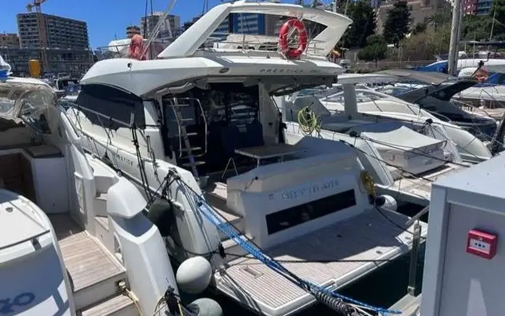 slider 22 Jeanneau Prestige 460 Fly