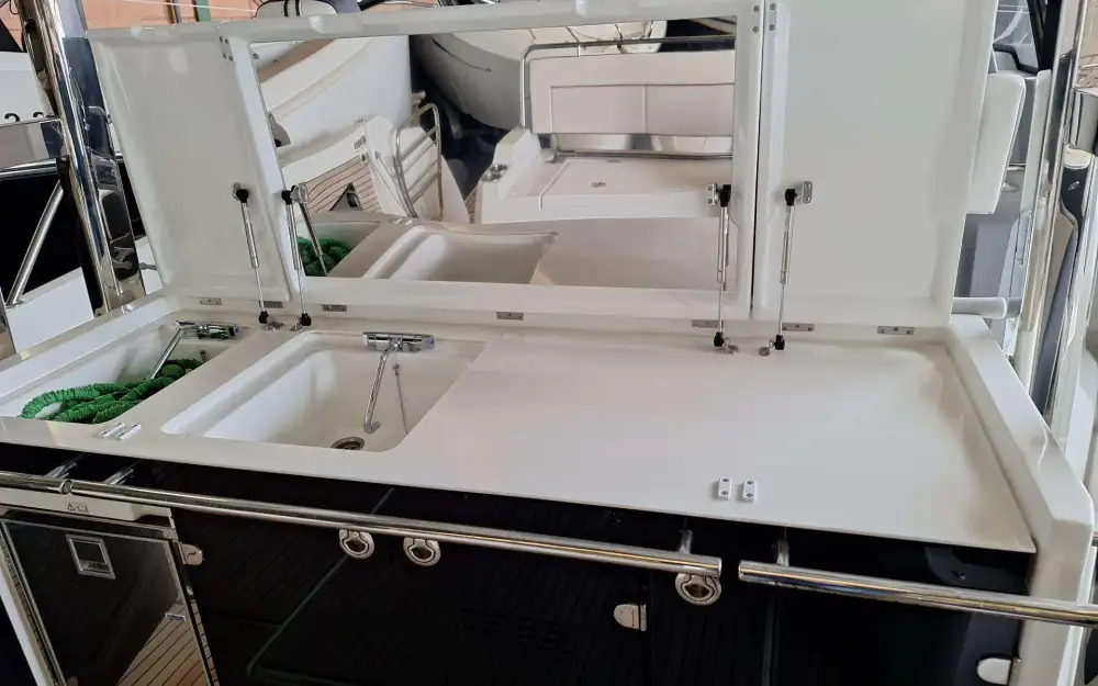 slider 6 Jeanneau Cap Camarat 12.5 WA