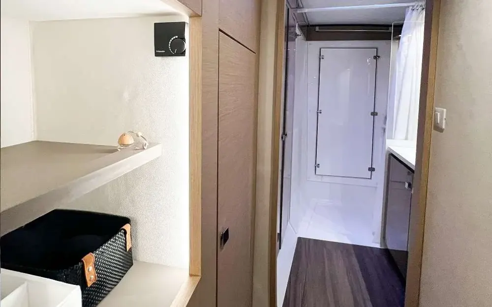 slider 48 Fountaine Pajot Helia 44 - null