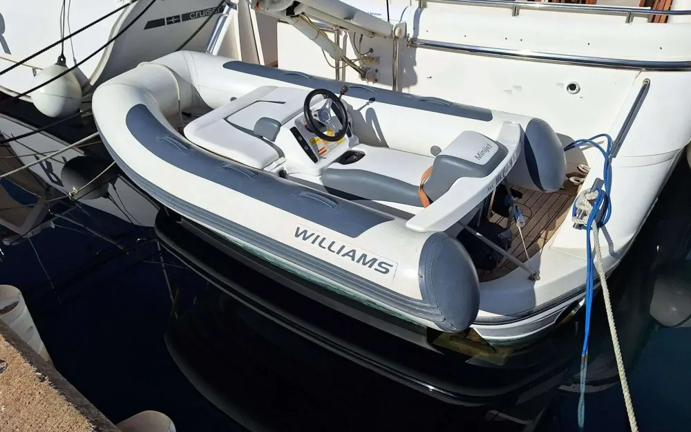 slider 11 Fairline Phantom 46 - null