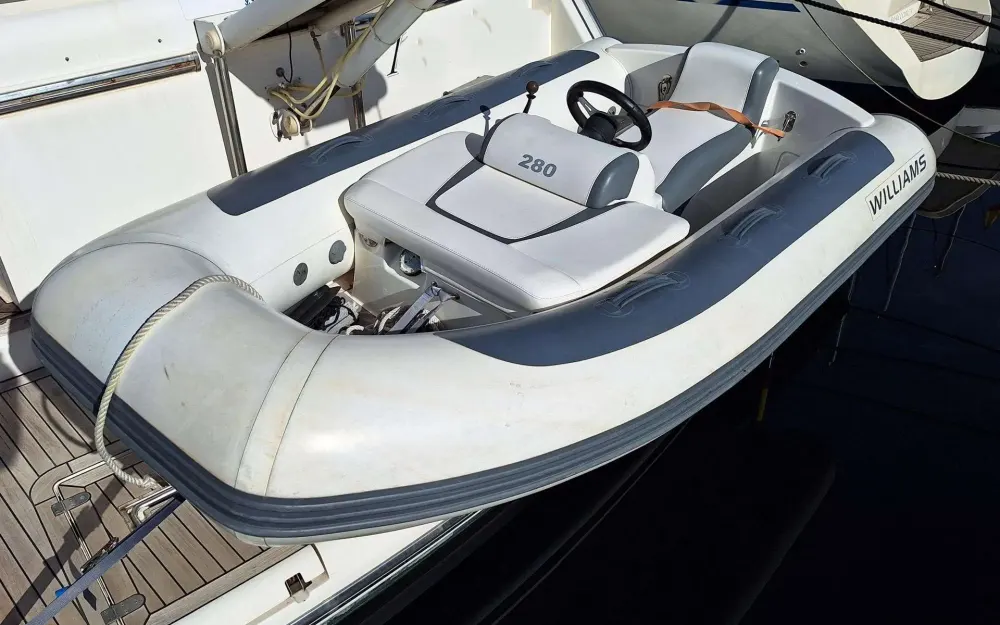 slider 15 Fairline Phantom 46 - null