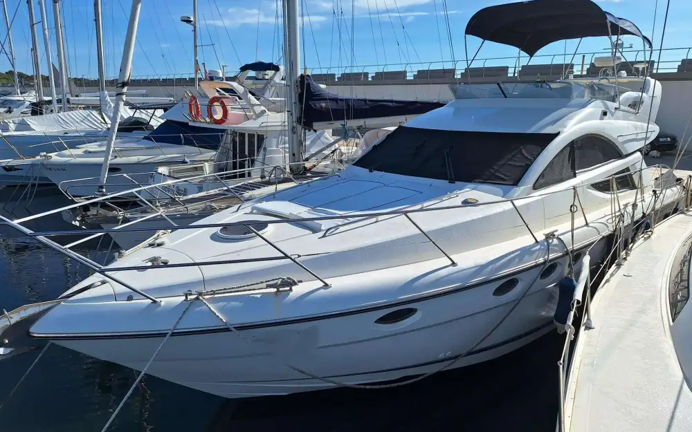 slider 32 Fairline Phantom 46