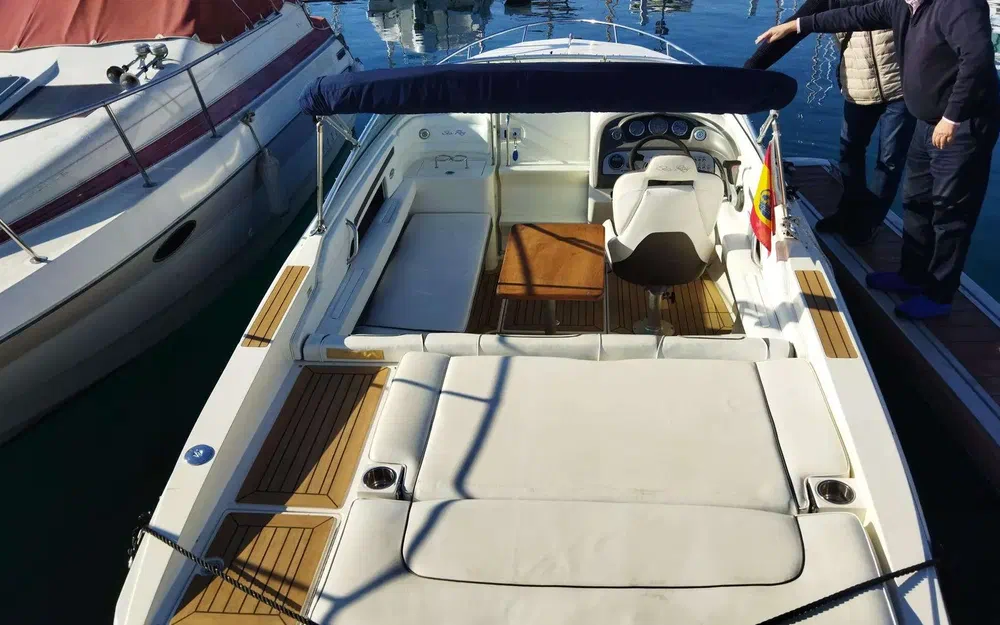 slider 5 Sea Ray 240 Sundancer Sea Ray 240 Sunsport
