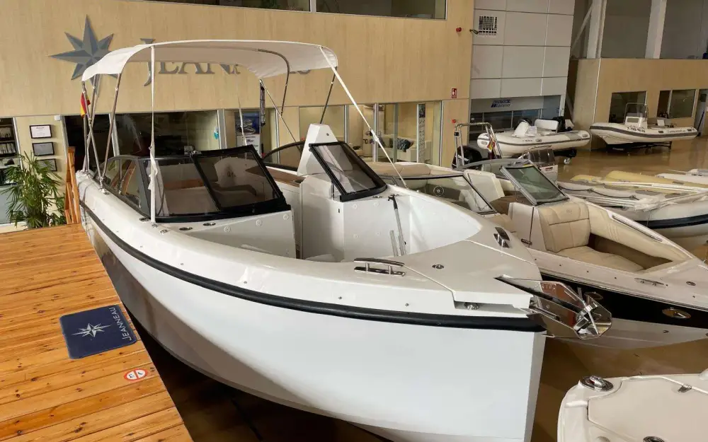 slider 0 Rand Boats Supreme 27