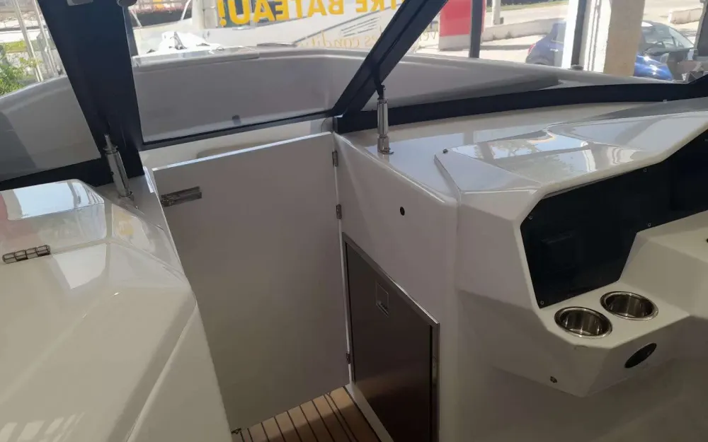 slider 15 Rand Boats Supreme 27 - null