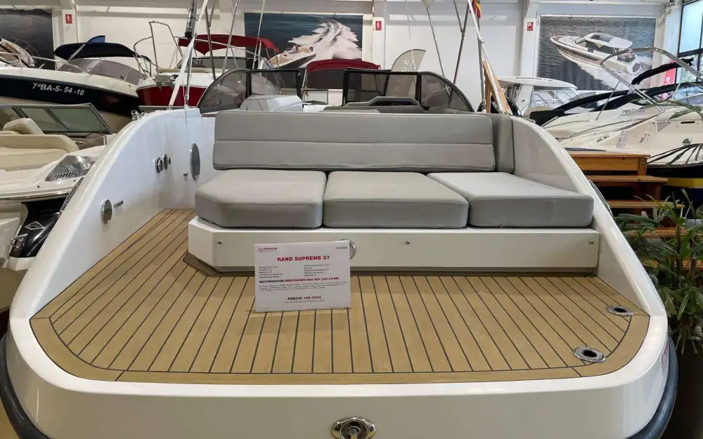slider 4 Rand Boats Supreme 27