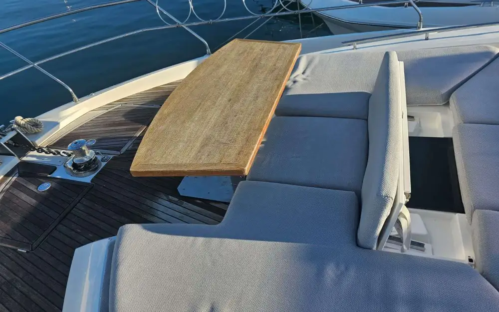 slider 49 Jeanneau Prestige 590