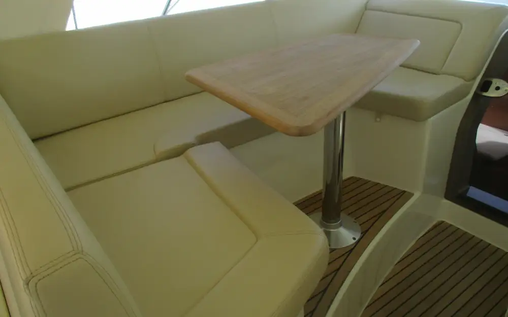 slider 13 Jeanneau Prestige 38 S