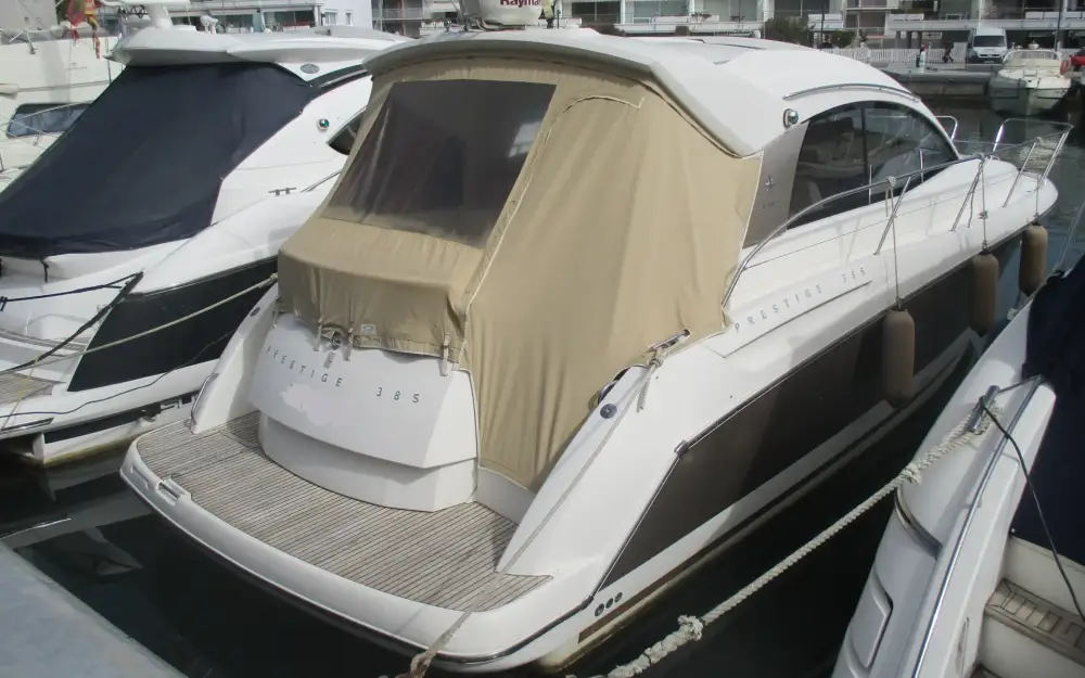 slider 17 Jeanneau Prestige 38 S