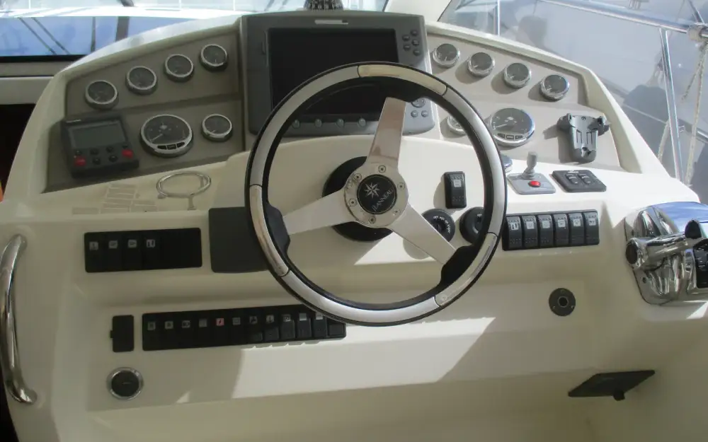 slider 21 Jeanneau Prestige 38 S