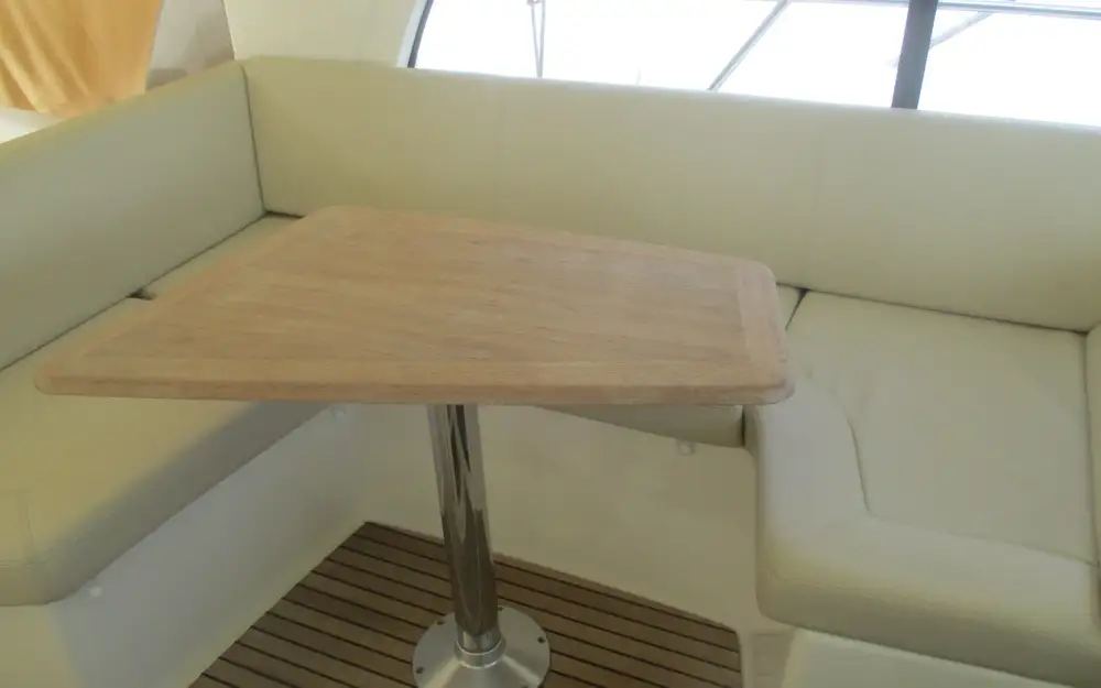 slider 22 Jeanneau Prestige 38 S