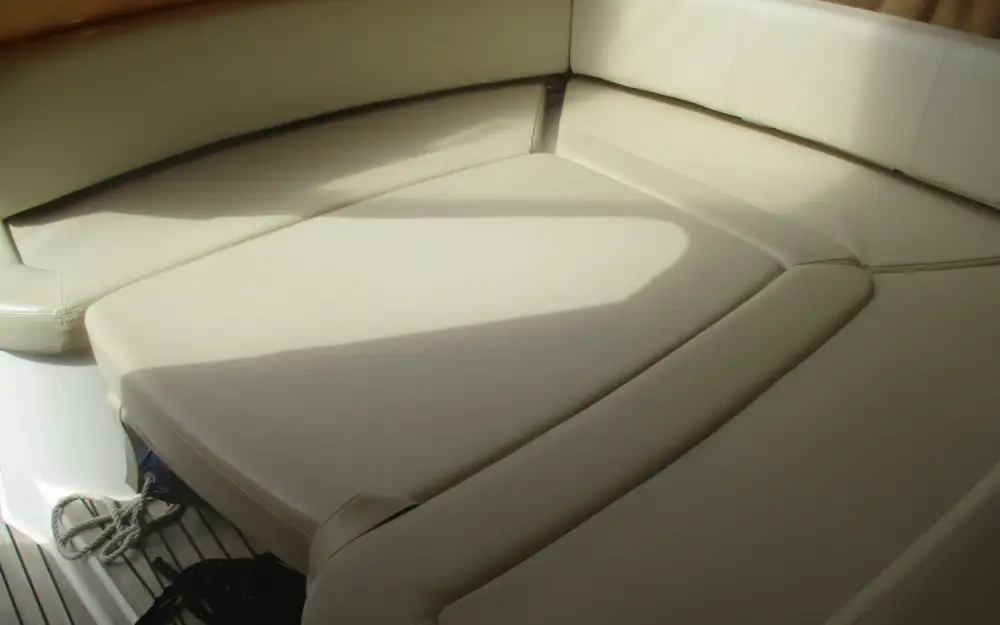 slider 2 Jeanneau Prestige 38 S