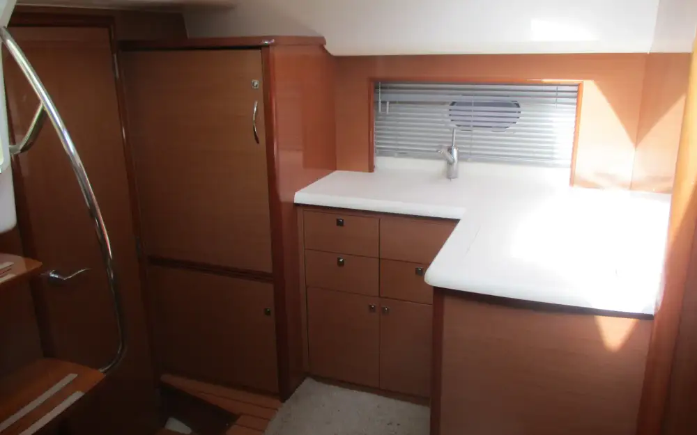 slider 7 Jeanneau Prestige 38 S