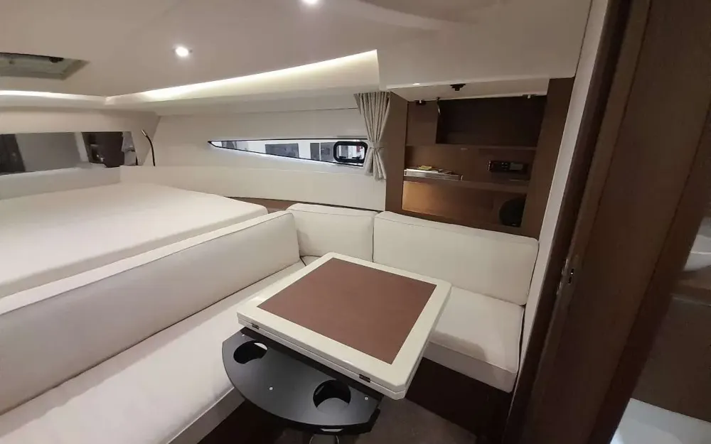 slider 20 Jeanneau Leader 36 - null