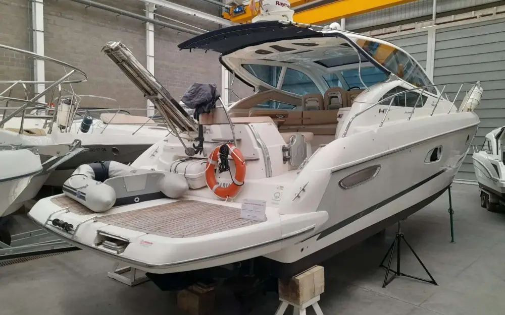 slider 0 Cranchi Mediterranee 43 Hard Top
