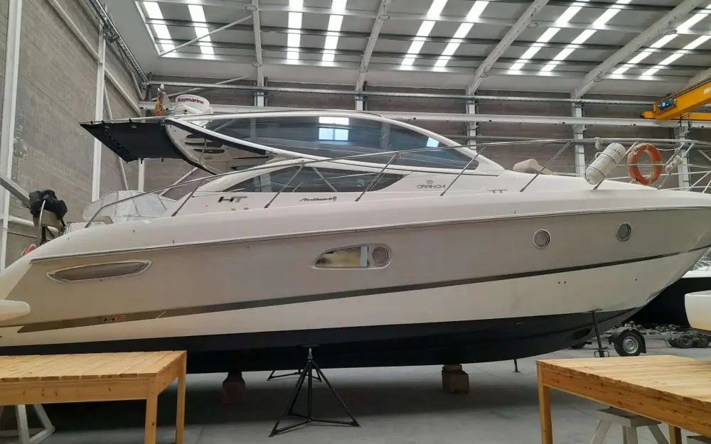 slider 13 Cranchi Mediterranee 43 Hard Top