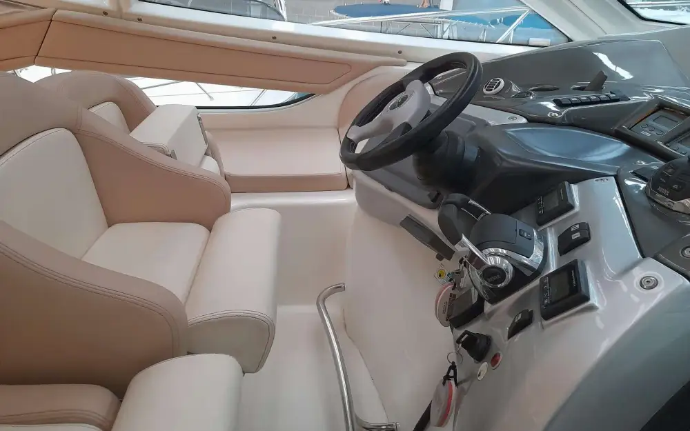 slider 22 Cranchi Mediterranee 43 Hard Top