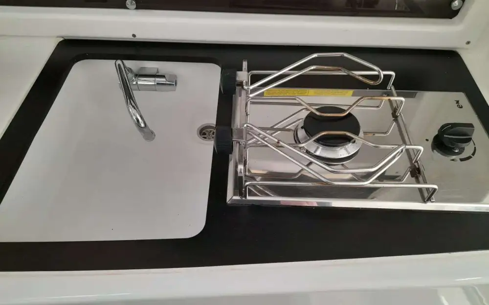 slider 14 Beneteau Antares 8 OB