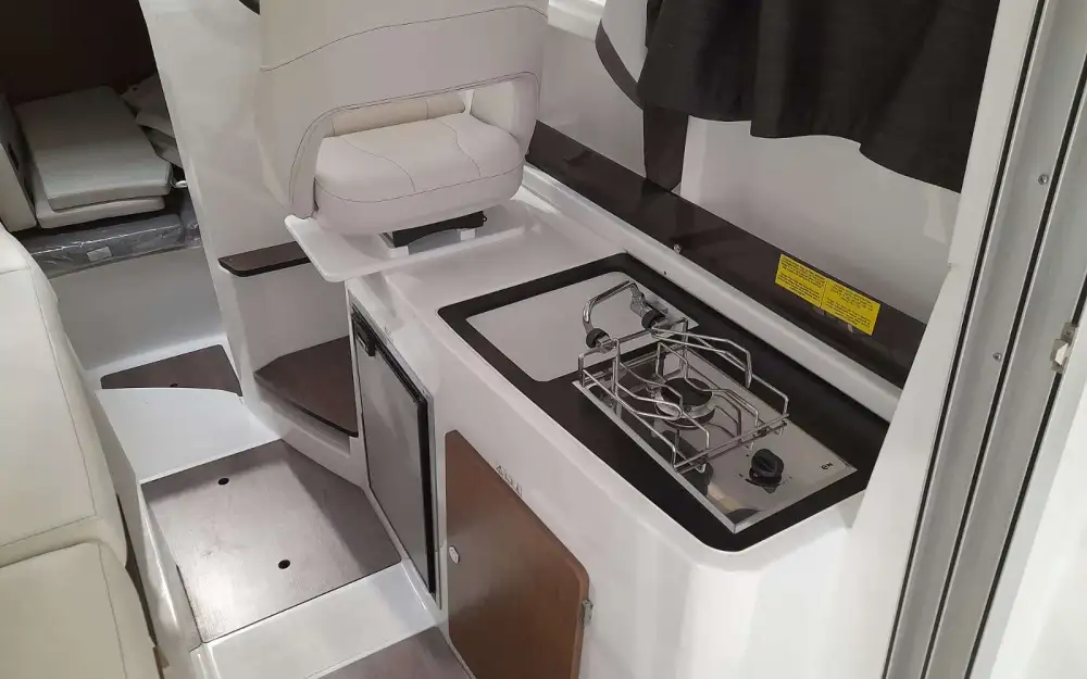 slider 17 Beneteau Antares 8 OB