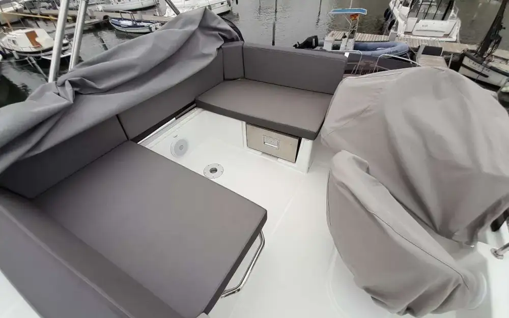 slider 19 Beneteau Antares 11 Fly