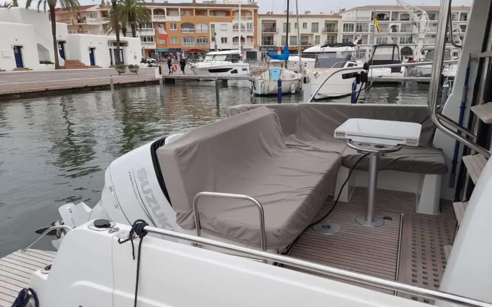 slider 20 Beneteau Antares 11 Fly