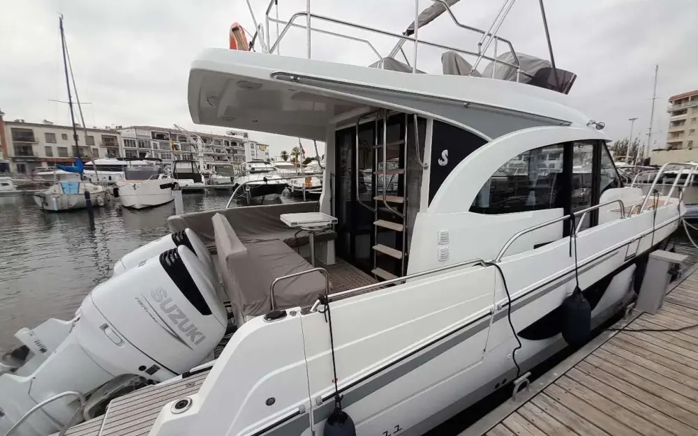 slider 32 Beneteau Antares 11 Fly - null