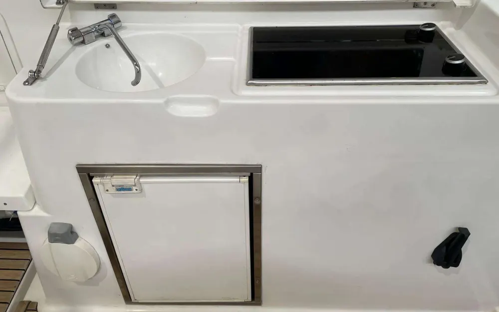 slider 9 Beneteau Monte Carlo 27 - null