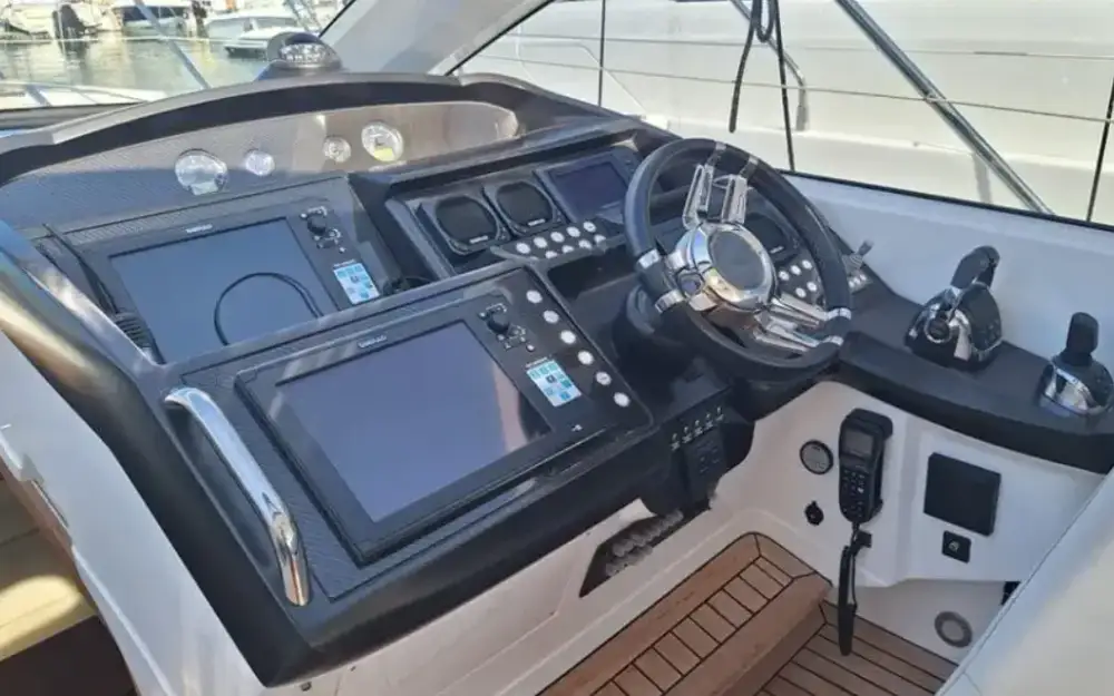 slider 2 Sunseeker San Remo 485