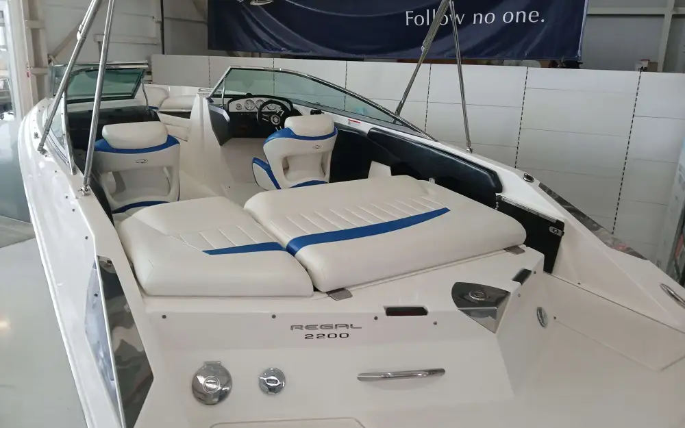 slider 7 Regal  2200