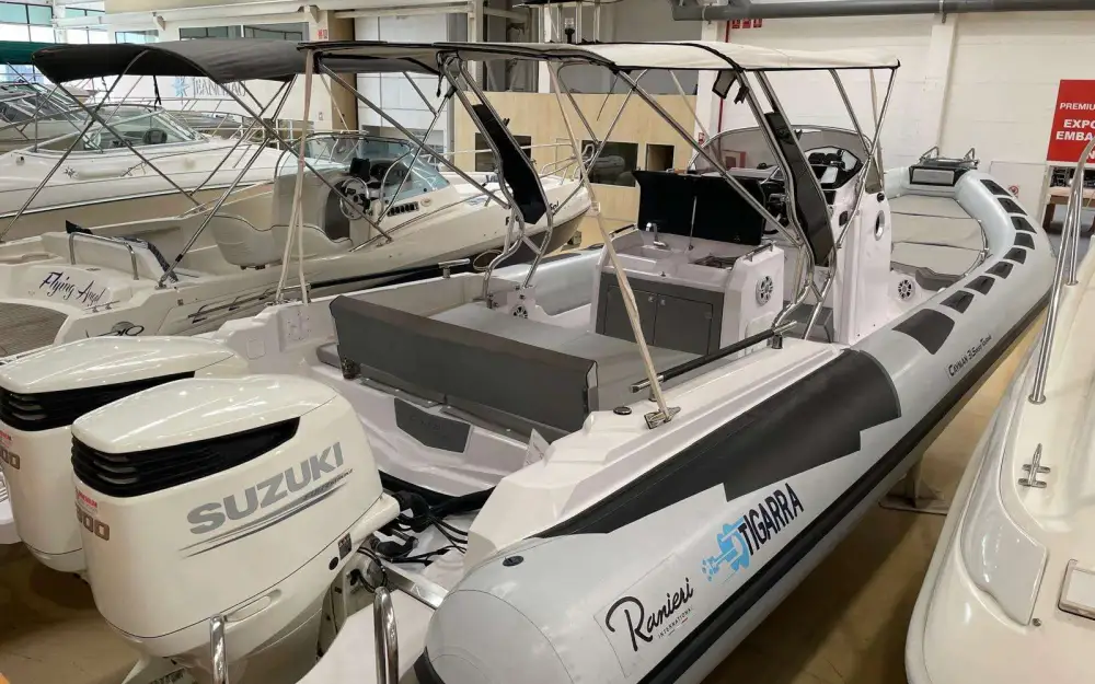 slider 0 Ranieri Cayman 31 Sport Touring