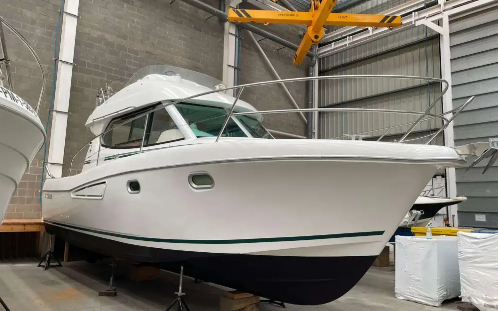slider 16 Jeanneau Merry Fisher 610