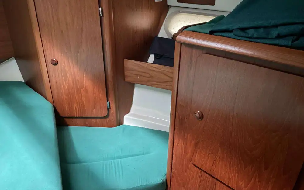 slider 18 Jeanneau Merry Fisher 610