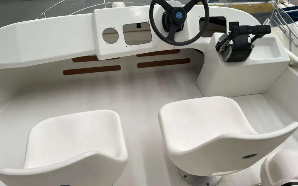 slider 20 Jeanneau Merry Fisher 610