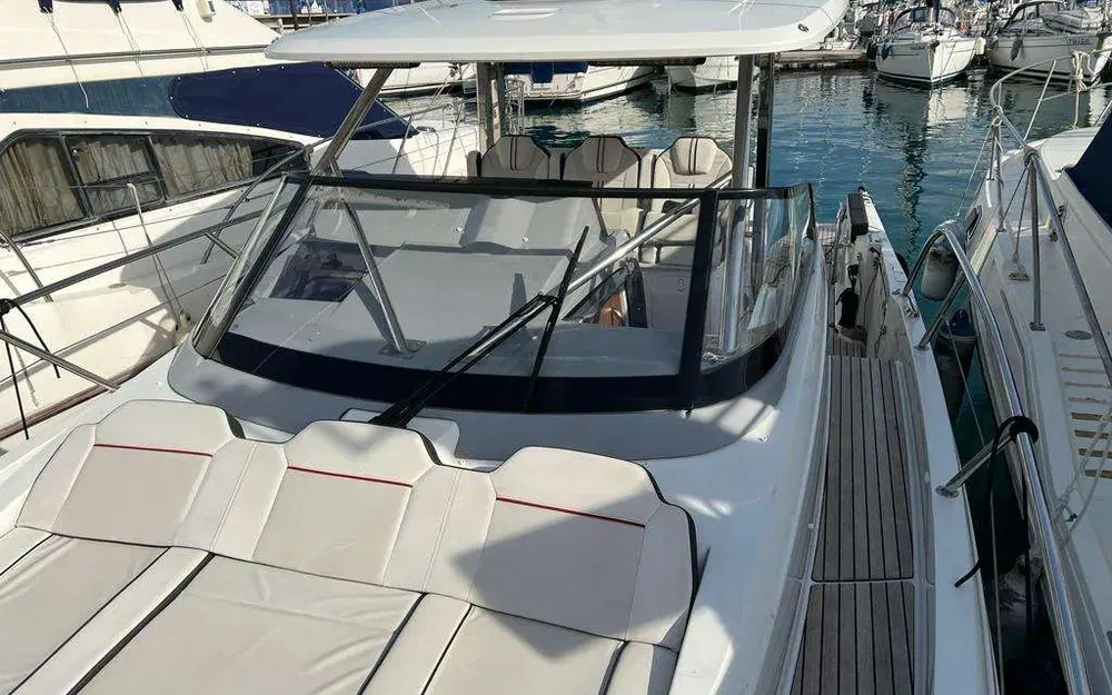 slider 10 Jeanneau Cap Camarat 10.5 WA