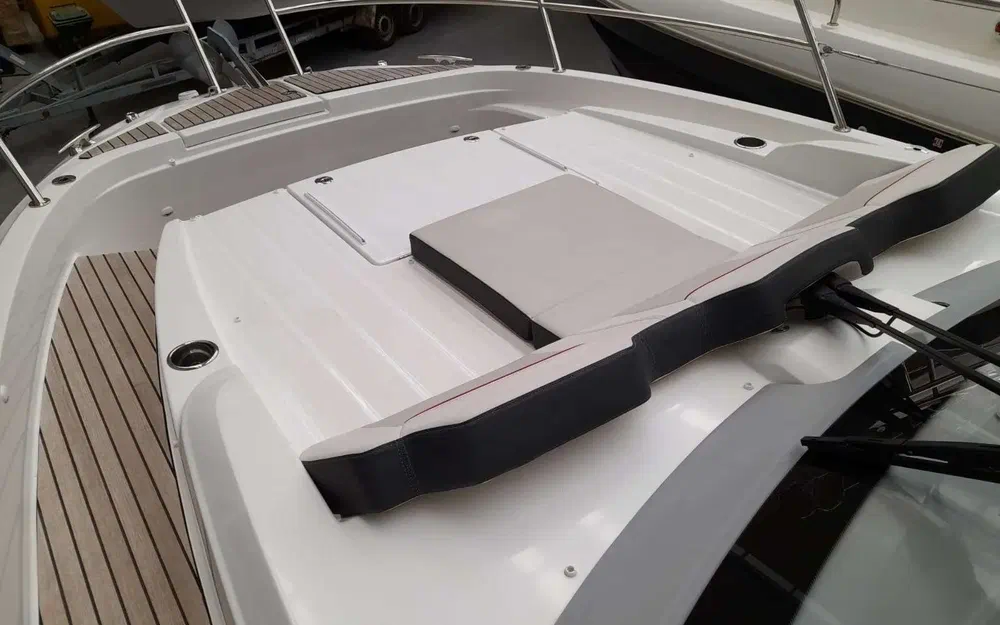 slider 11 Jeanneau Cap Camarat 10.5 WACap Camarat 10.5 Wa Serie 2