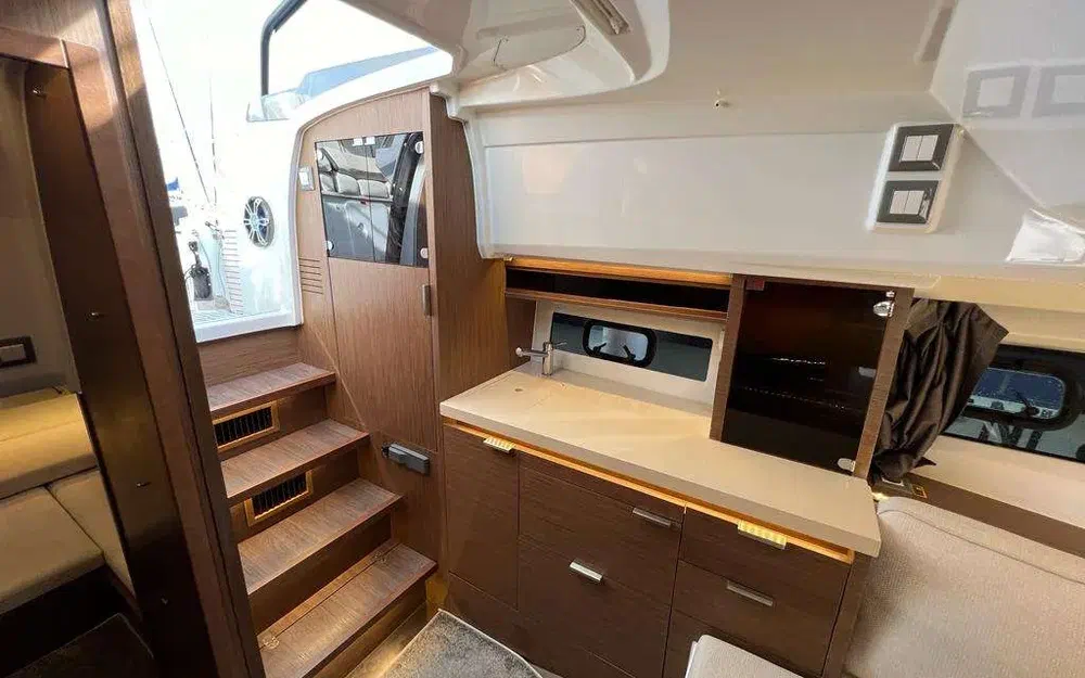 slider 13 Jeanneau Cap Camarat 10.5 WACap Camarat 10.5 Wa Serie 2