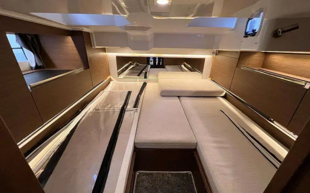 slider 24 Jeanneau Cap Camarat 10.5 WA