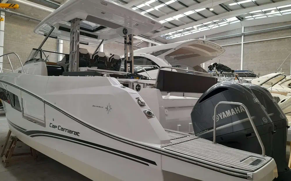 slider 37 Jeanneau Cap Camarat 10.5 WA