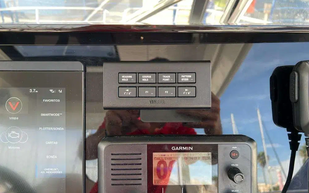 slider 3 Jeanneau Cap Camarat 10.5 WACap Camarat 10.5 Wa Serie 2