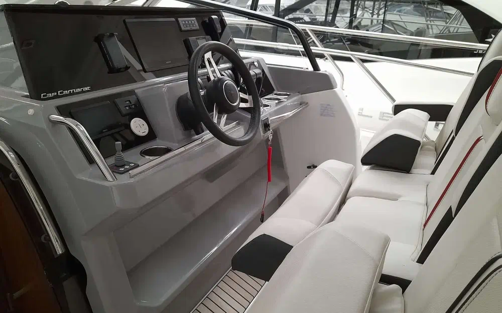 slider 8 Jeanneau Cap Camarat 10.5 WA